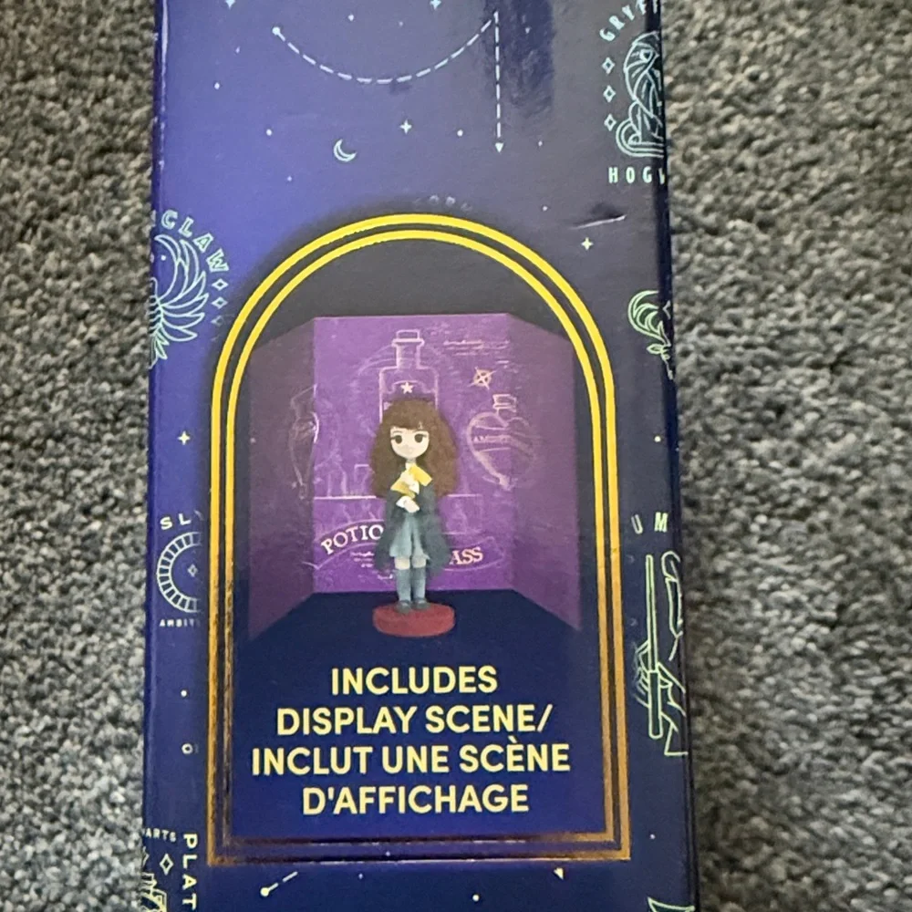 Hermione Granger from Harry Potter Model Paint Set